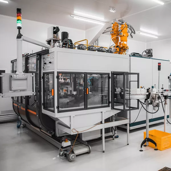 Extrusion soufflage en salle blanche par votre injecteur plastique nord